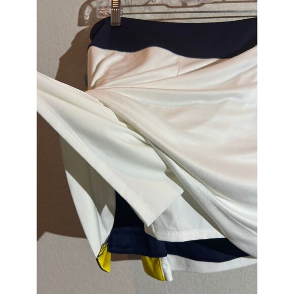 PGA TOUR Golf Skort Womens Sz L Bright White Driflux Sunflux Tummy-Control NEW - Picture 8 of 10